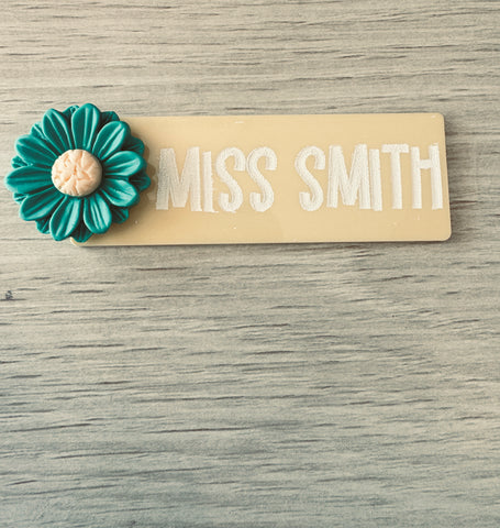 Daisy Name Badge
