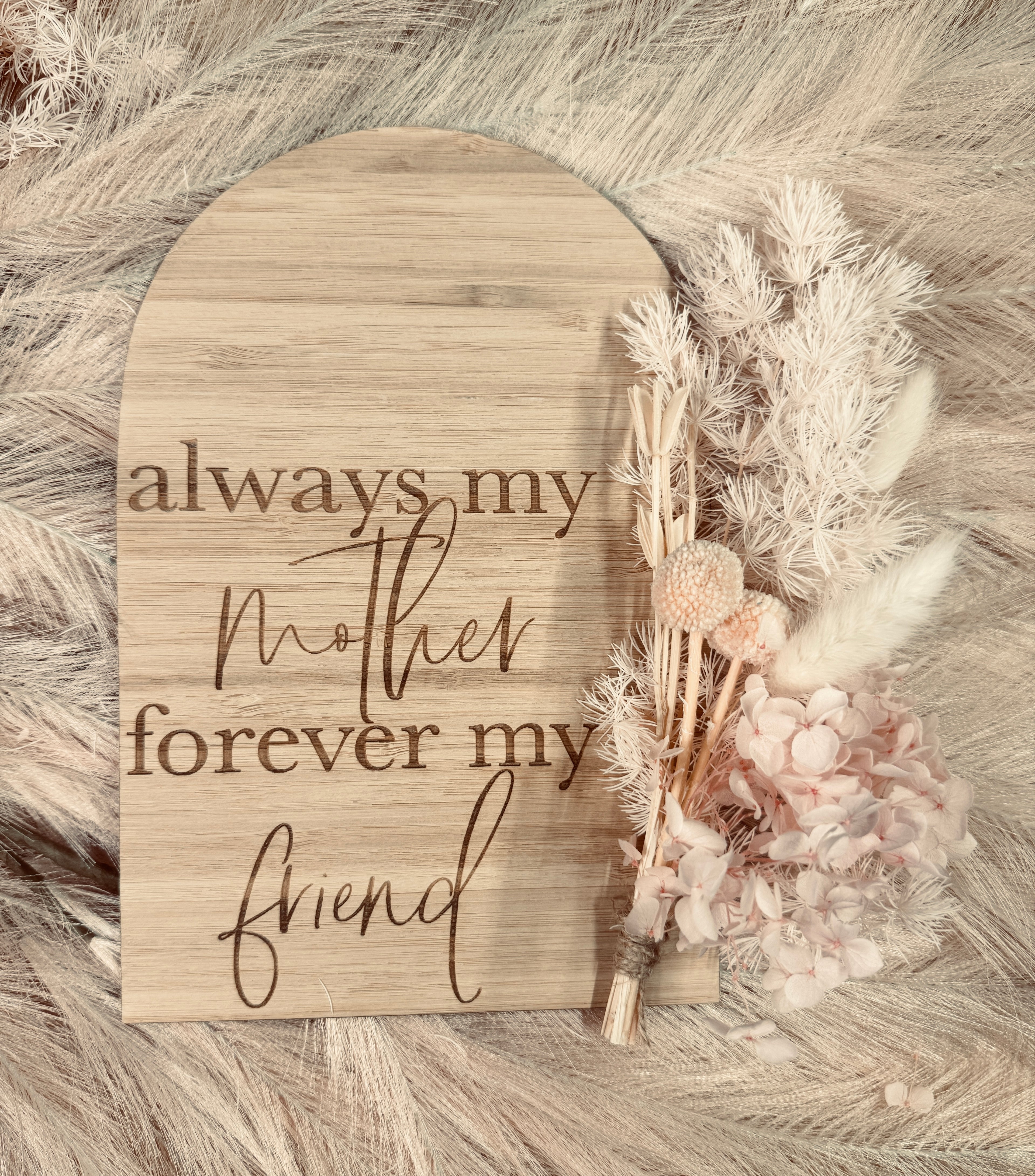 Personalised wooden keepsake plaque for Mum – forever my friend design