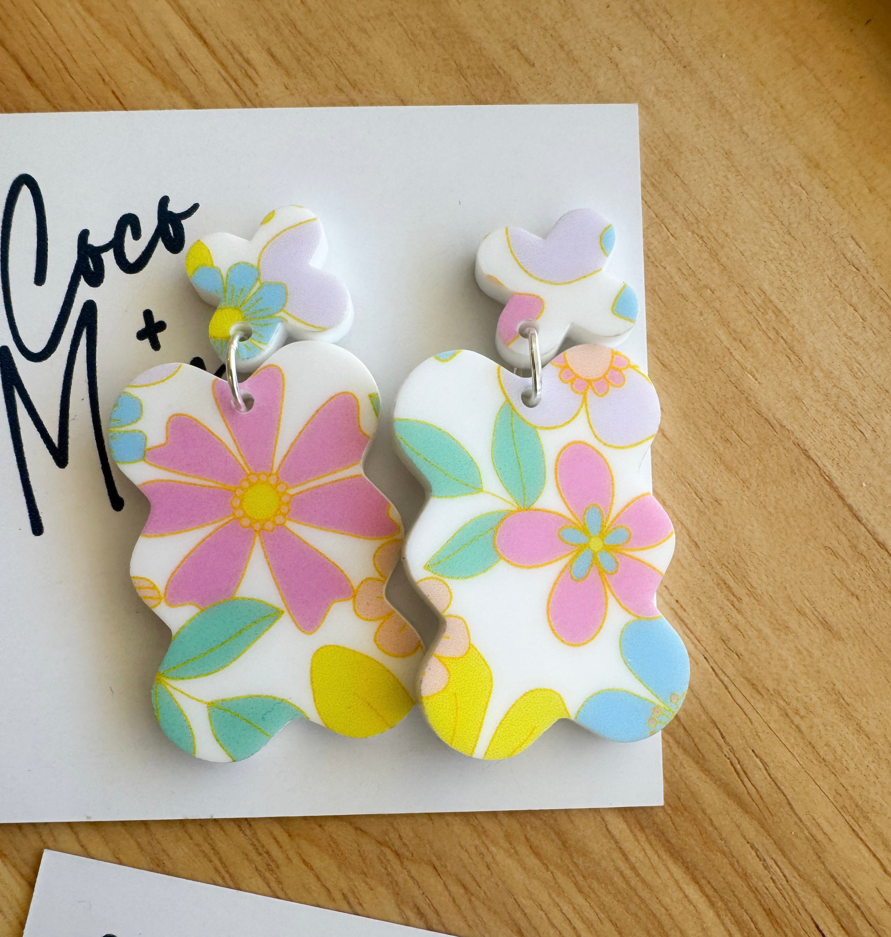 colourful acrylic dangle earrings by coco and may

handmade statement acrylic earrings australia

lightweight hypoallergenic dangle earrings