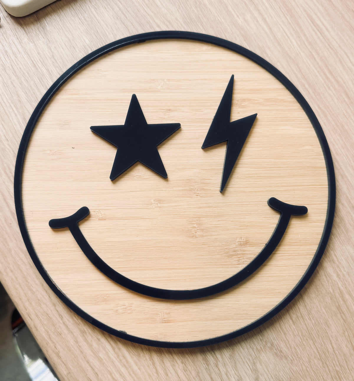 Lightning Bolt Smiley Face Wall Plaque – Kids Bedroom Decor