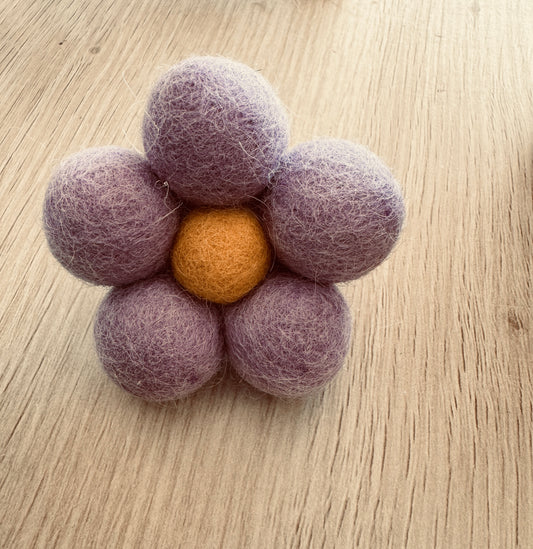 Felt Daisy Diffuser