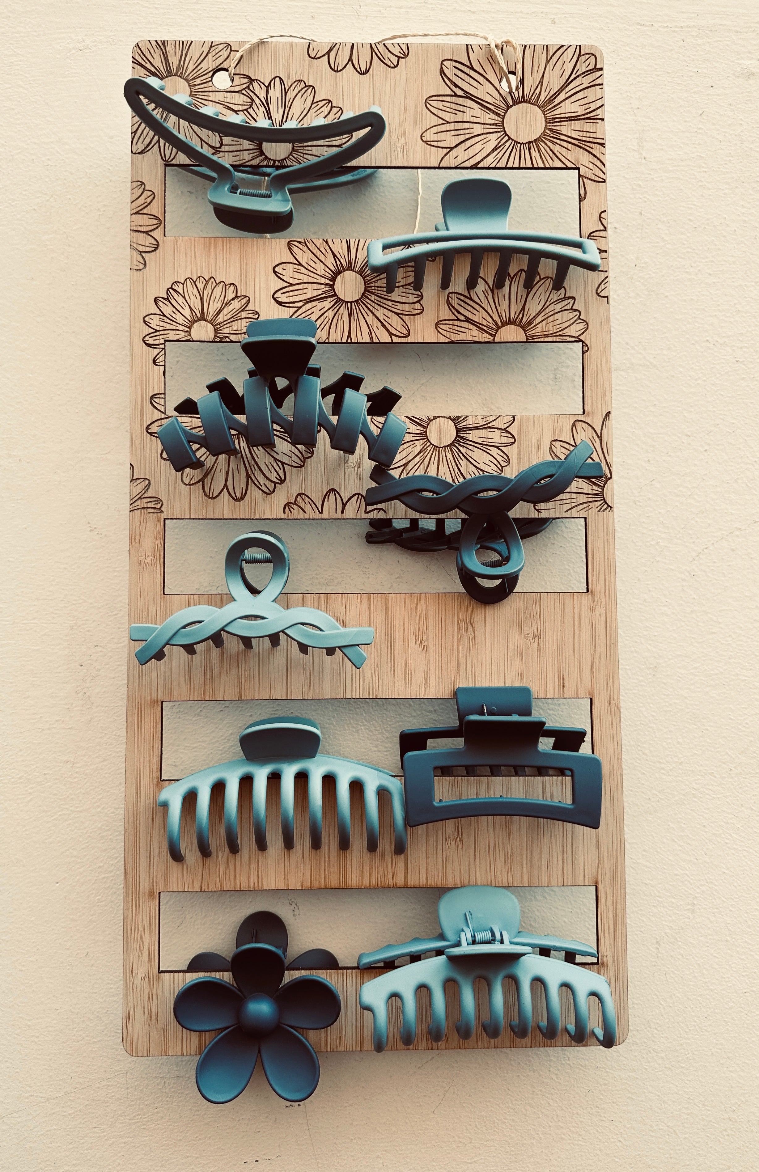 claw clip holder wall hanger hair accessory organiser display