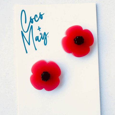 Poppy Studs 🤍